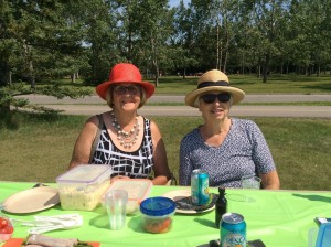 Maureen and Ruth at the picnic.